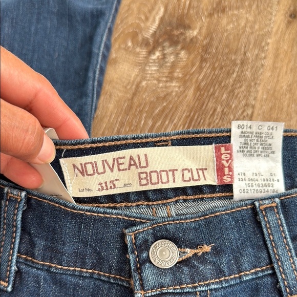 Levi's 515 Size 12S Blue | Boot Cut Jeans | Low Rise | Slim Fit | Women’s - Picture 2 of 15